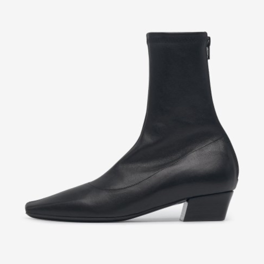 NEW BY FAR Women's Colette 22 Boots - Black - 37 (fits up to US Sz 8/38)